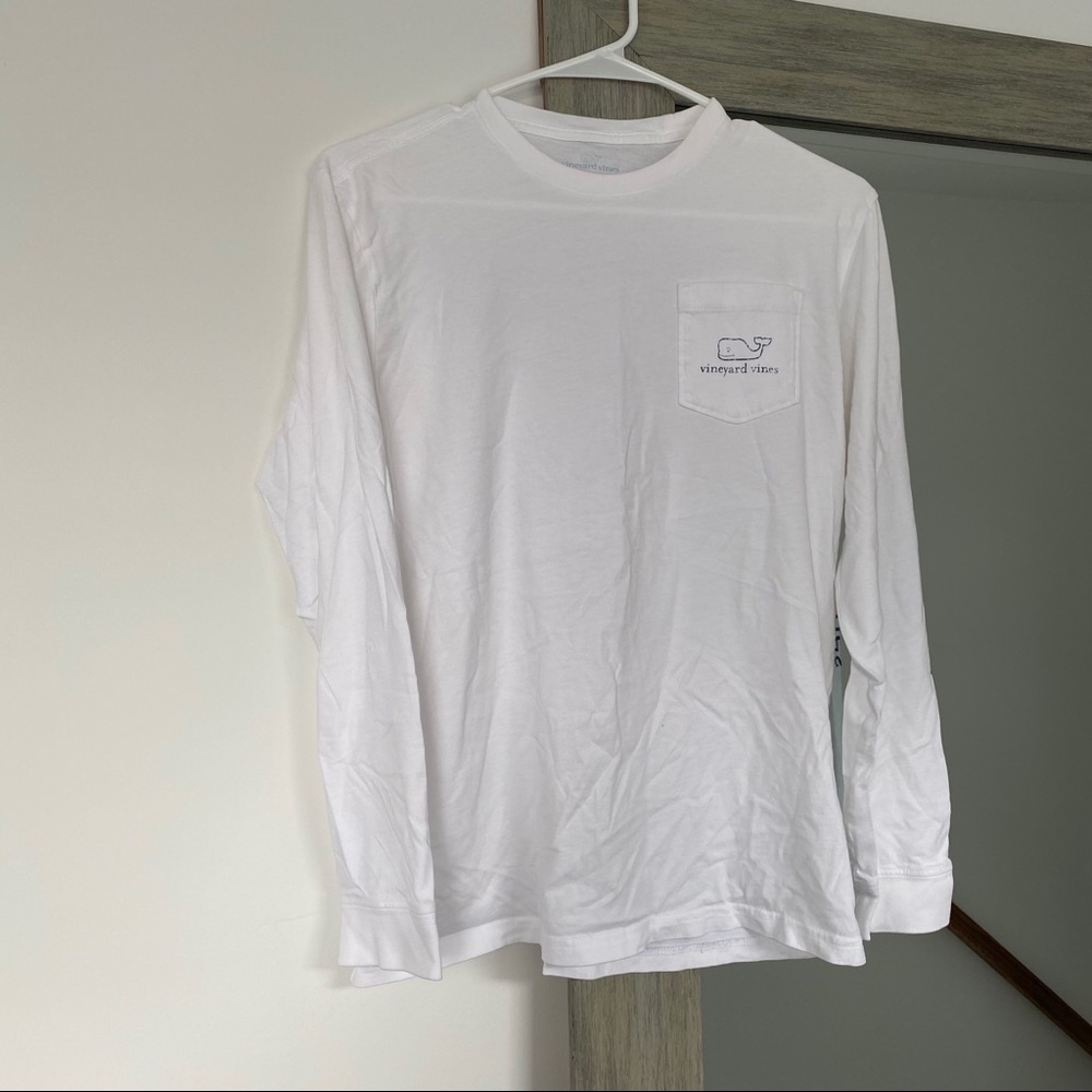 White Vineyard Vines long sleeve